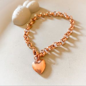 ✨Gold Heart Charm Bracelet✨